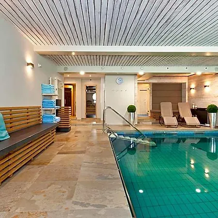 Hotel Hagnauer Seeperle 3*