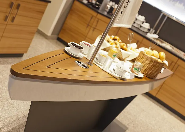 Hotel Hagnauer Seeperle 3*