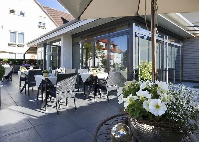 Hotel Hagnauer Seeperle 3*
