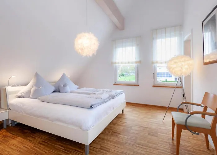 Hotel Hagnauer Seeperle 3*